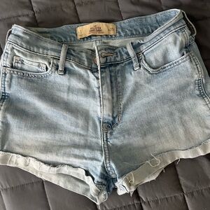 hollister short-short high rise shorts